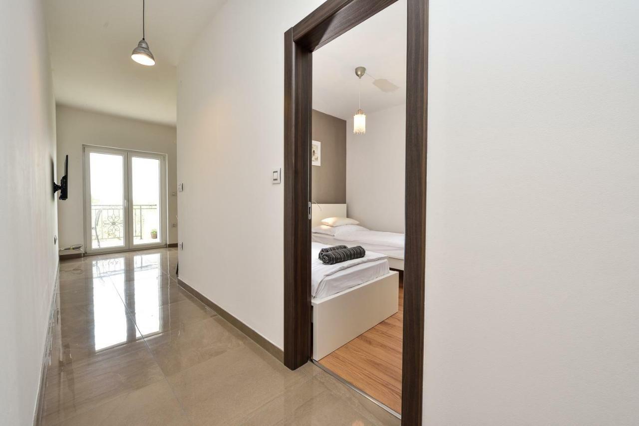 Apartments Feel Good Sukošan Екстериор снимка