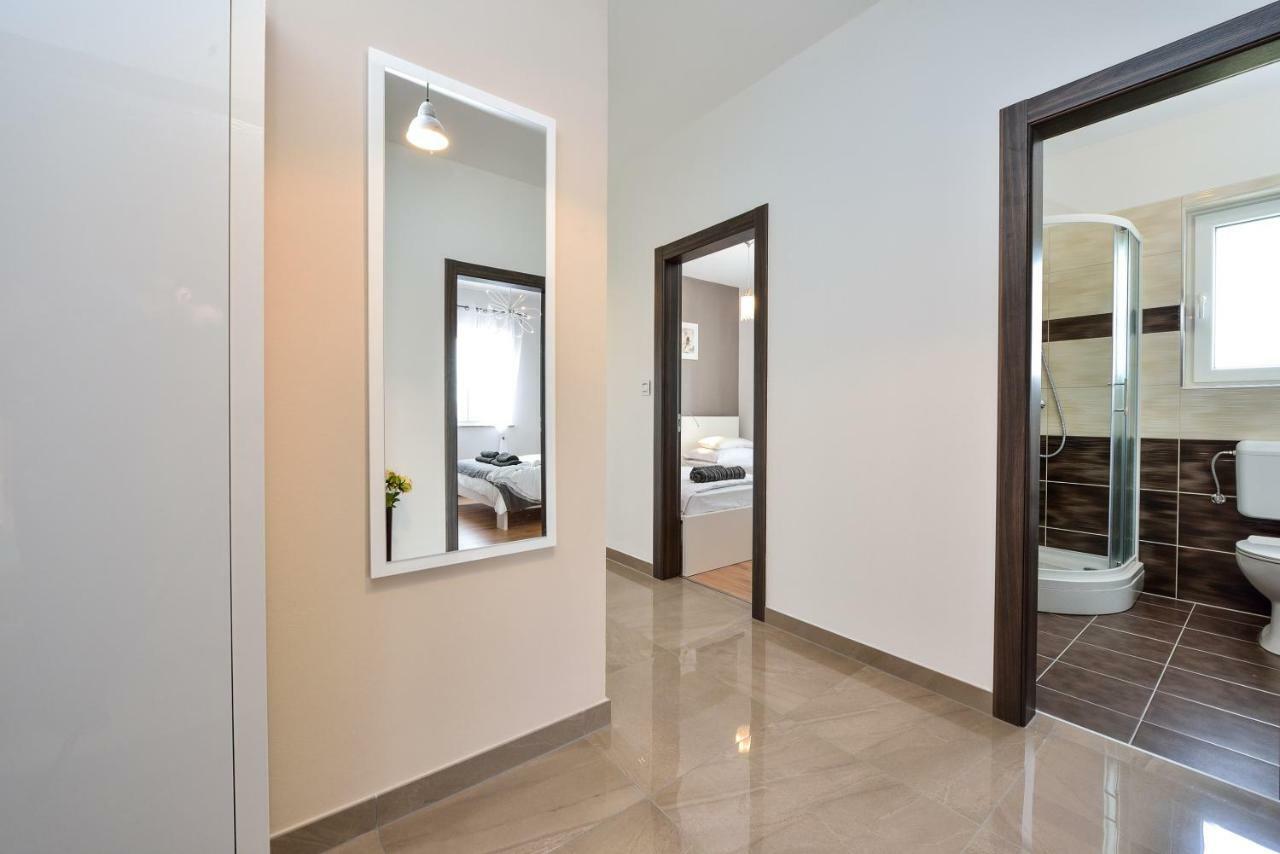 Apartments Feel Good Sukošan Екстериор снимка